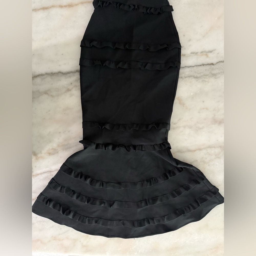 NWT-Theatrical Gown - Picture 6 of 13